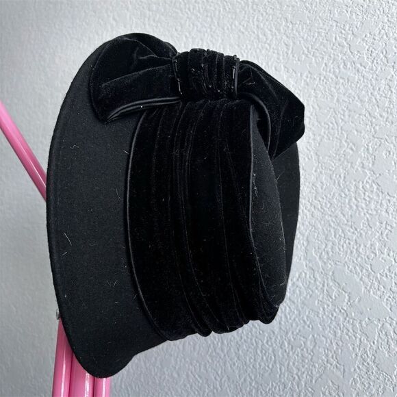 Betmar New York Accessories - Vintage Betmar New York Women's Black Velvet Cloche Hat 6 1/2